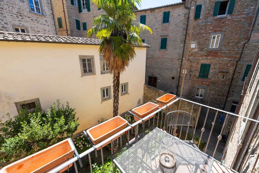 Apartment in the center with terrace