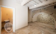 Renovated apartment with 2 bedrooms and 2 bathrooms