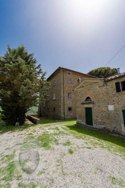 Villa padronale con piscina e colonica