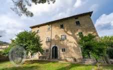 Villa padronale con piscina e colonica