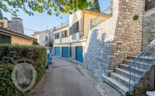 Casa indipendente con giardino e terrazza