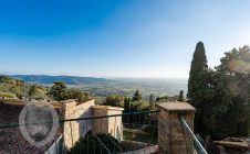 Casa indipendente con giardino e terrazza