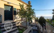 Casa indipendente con giardino e terrazza