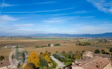 Appartamento con giardino e piscina