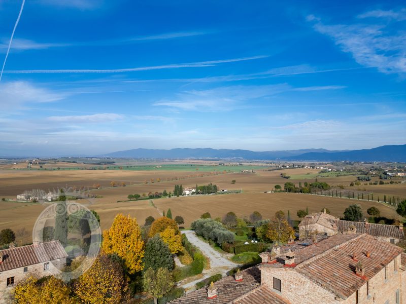 Appartamento con giardino e piscina