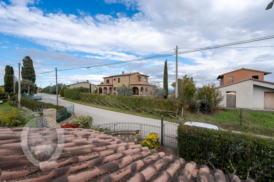 Villa with garden