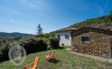 Villa con vista panoramica e terreno